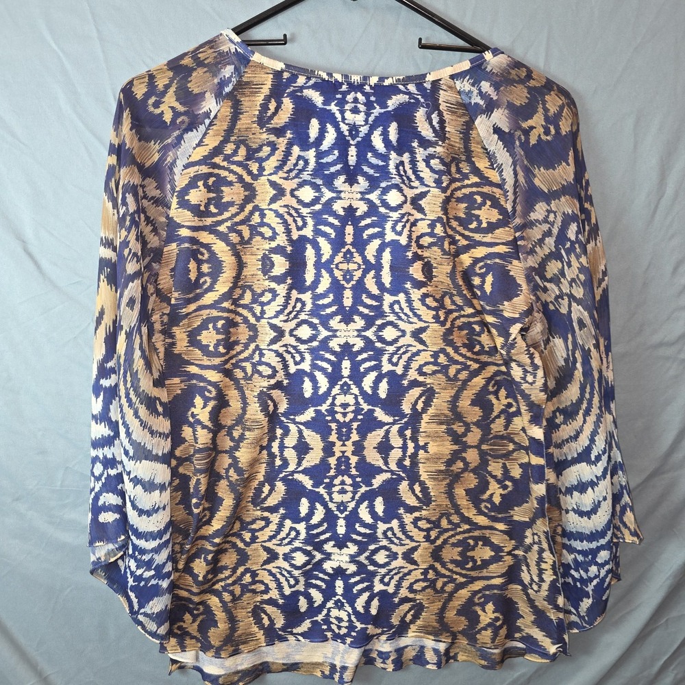 Chicos Sheer Ikat Damask Print Blouse Blue Tan Bell Sleeve Top Size 1 Medium - Picture 2 of 5
